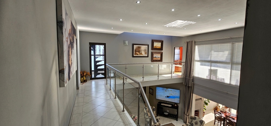 7 Bedroom Property for Sale in Melodie North West